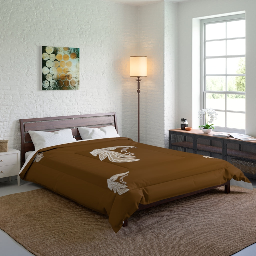 Comforter with rare design. Brown